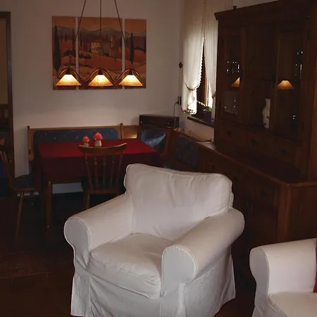 Ferienhaus Holiday Ringstrasse V *